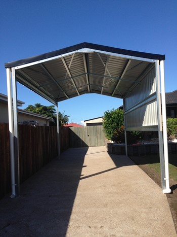 High carport  - Perfect for high cars and caravans
